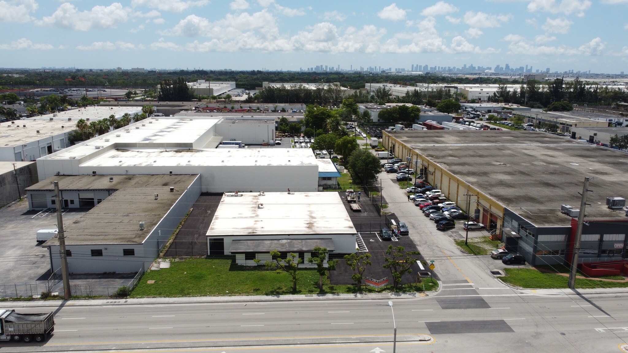 4301 NW 72nd Ave, Miami, FL for Rent