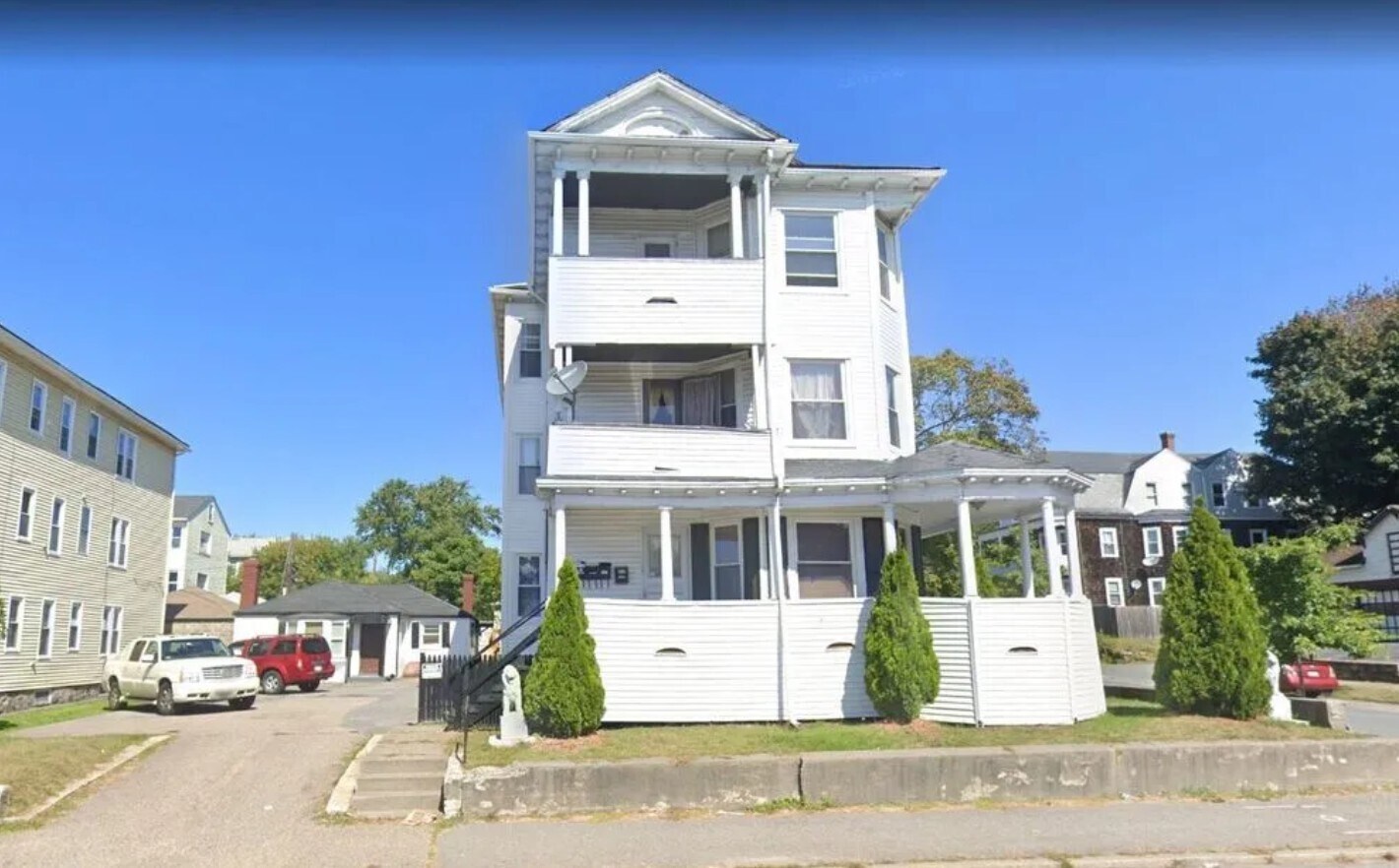 509 Grafton St, Worcester, MA for Sale