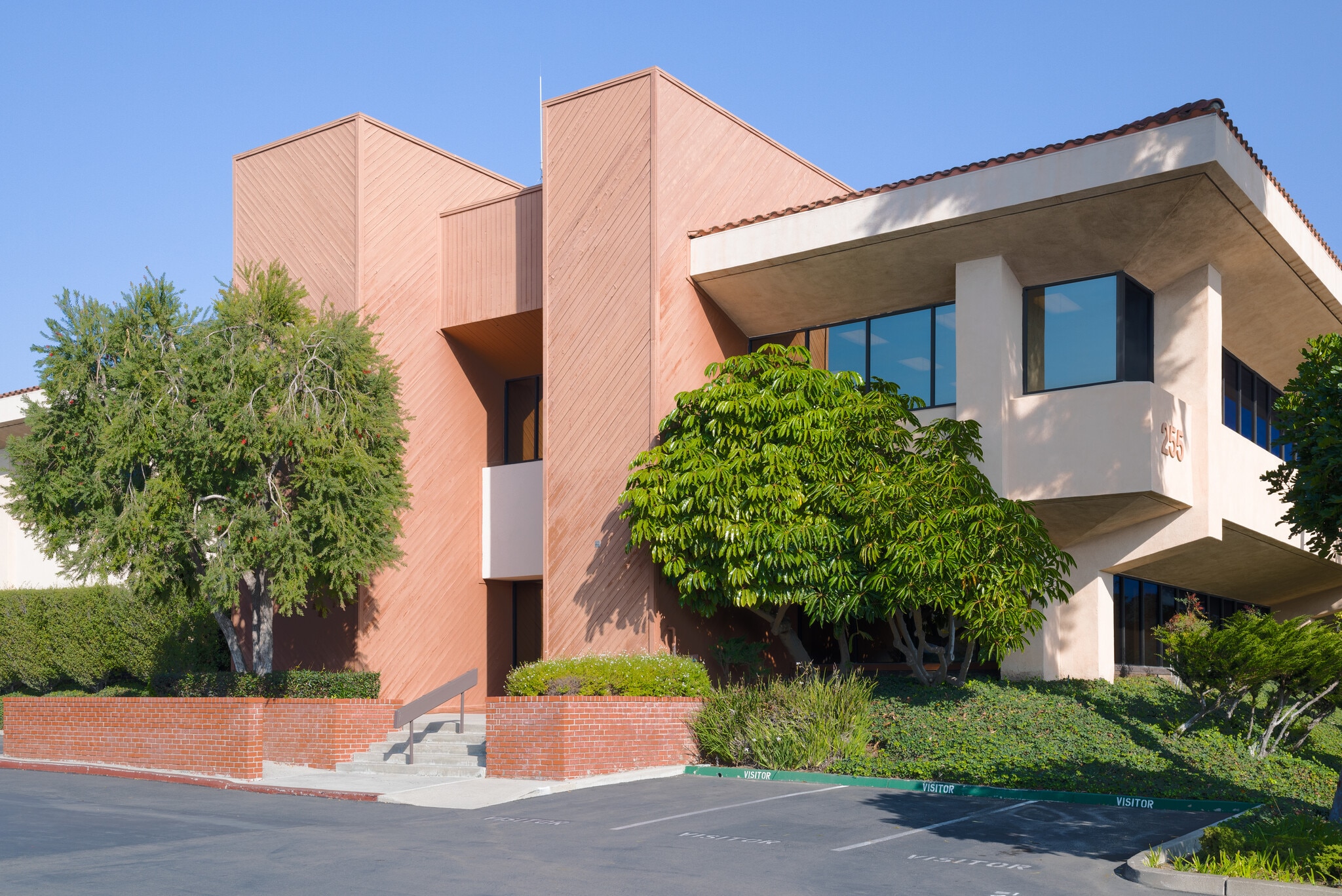 3585 Maple St, Ventura, CA for Rent