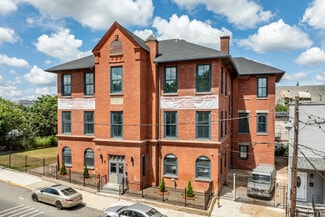 Newark, NJ Apartments - 70 Roseville Ave