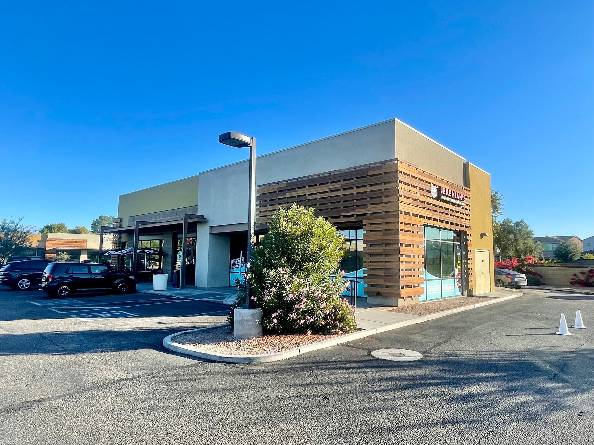 4050 S Alma School Rd, Chandler, AZ for Rent