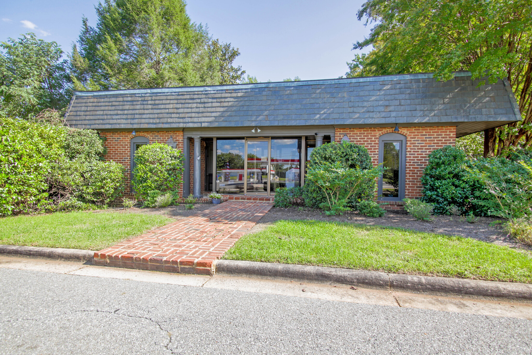 3211 Old Forest Rd, Lynchburg, VA for Sale