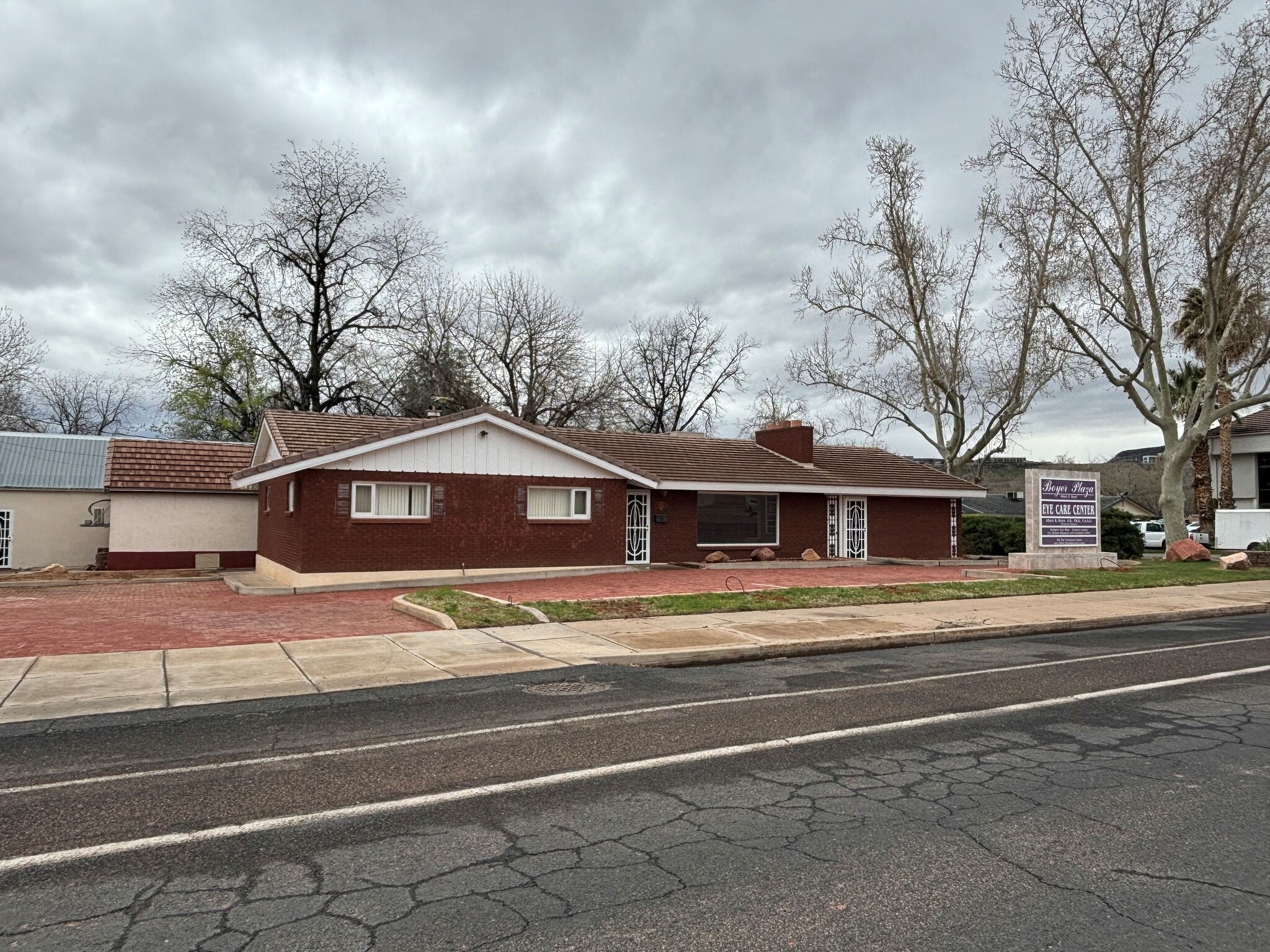 110 E 100 S St UT 84770 Office Property for Lease on