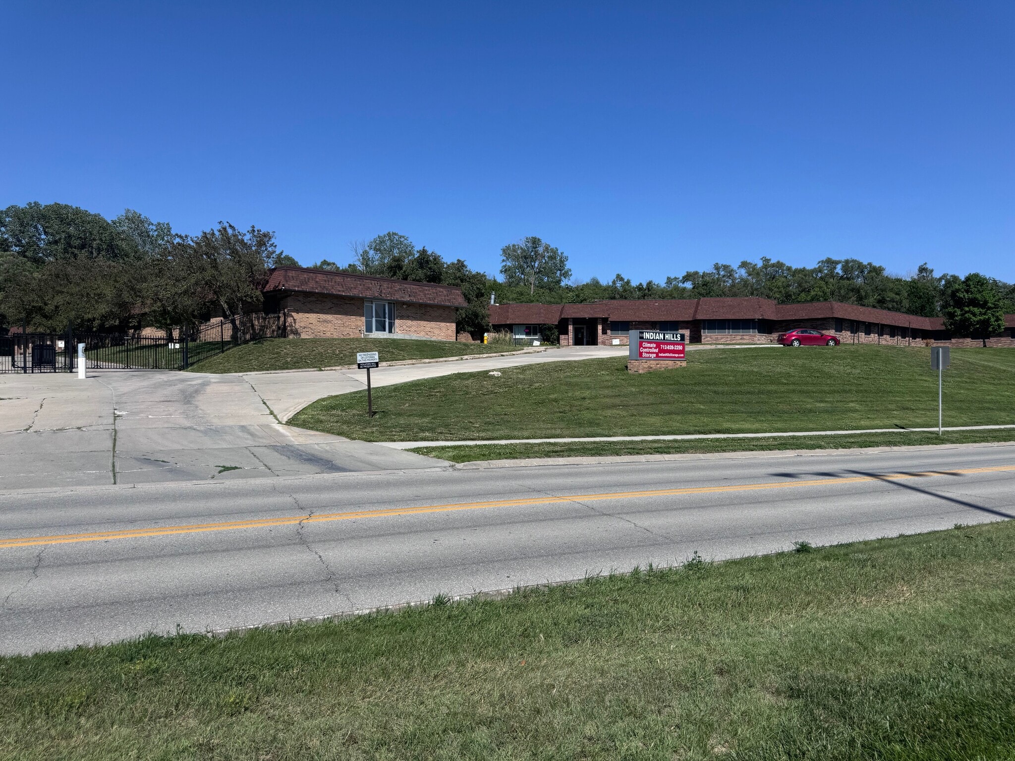 1600 McPherson Ave, Council Bluffs, IA for Sale