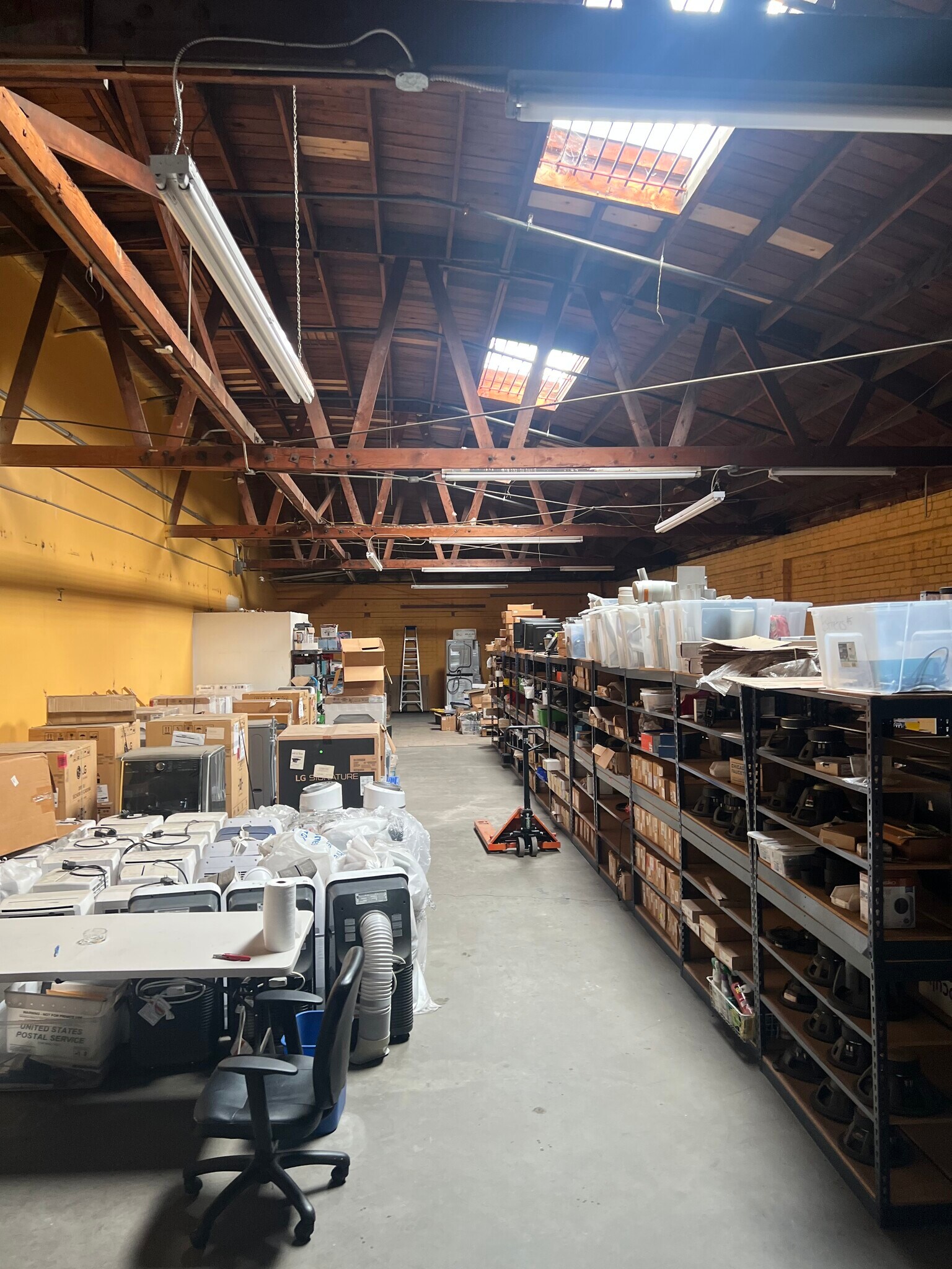 4941 Slauson Ave, Maywood, CA for Rent