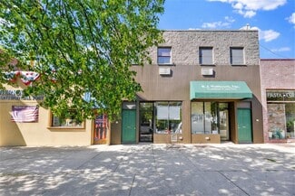 Forest Hills, NY Storefront Retail/Residential - 10717 Metropolitan Ave Forest Hills, NY Storefront Retail/Residential - 10717 Metropolitan Ave