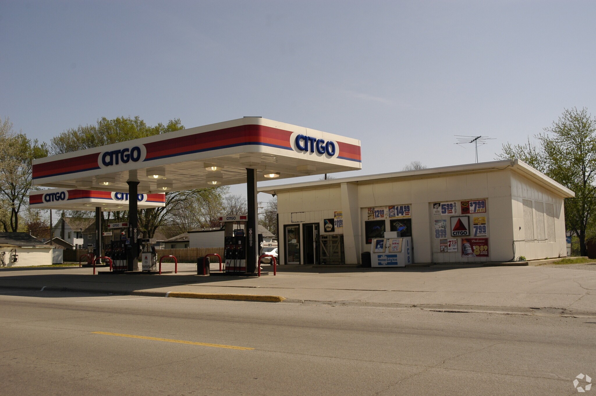 330 Main St, Seneca, IL for Rent