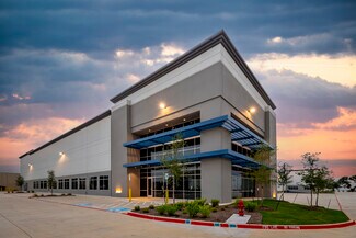Grand Prairie, TX Industrial - 901 E Avenue K