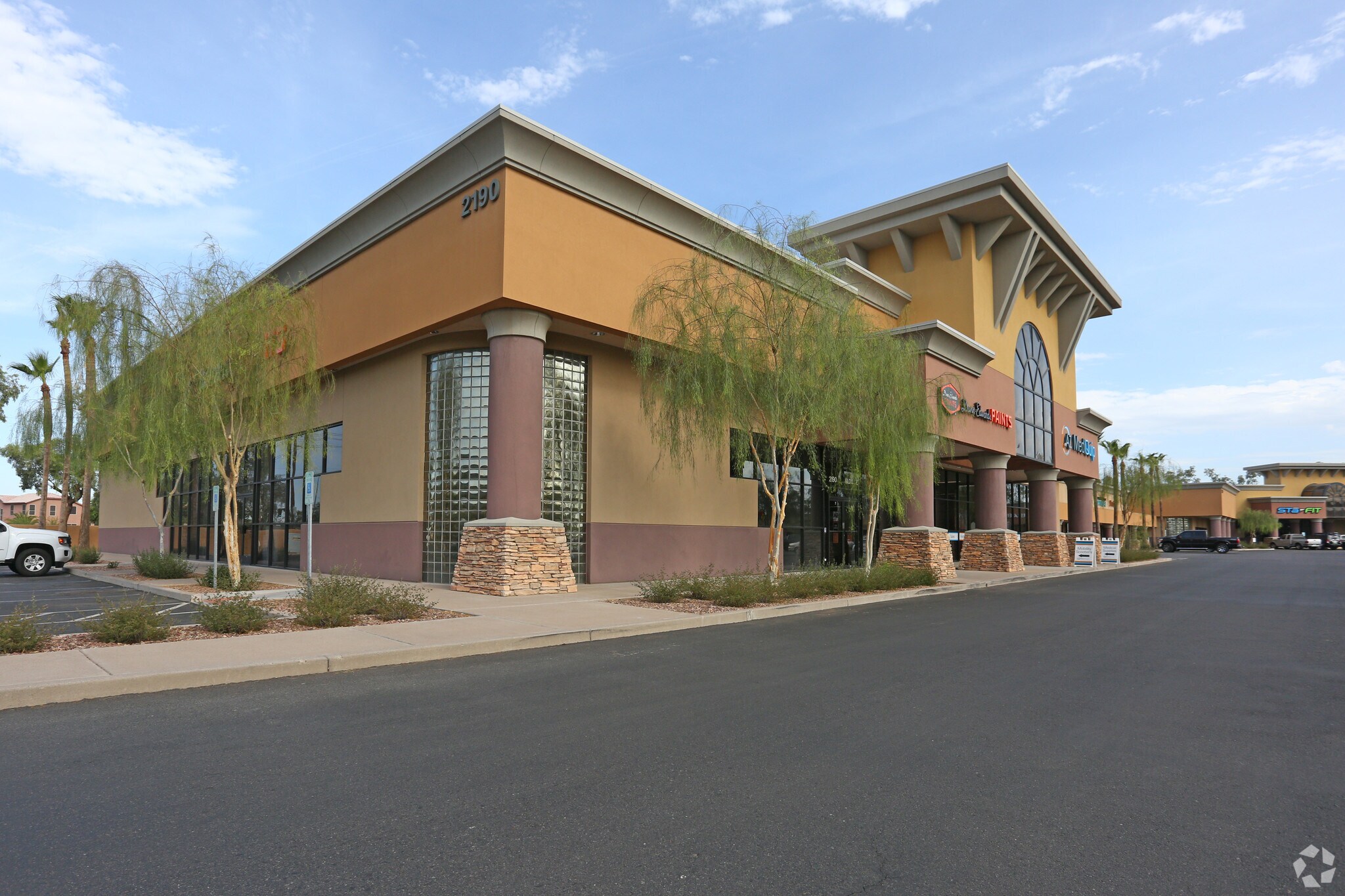 2080-2190 W Chandler Blvd, Chandler, AZ for Rent
