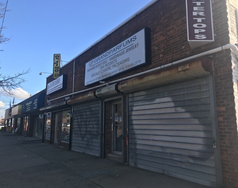 1155-1157 Hempstead Tpke, Franklin Square, NY for Rent