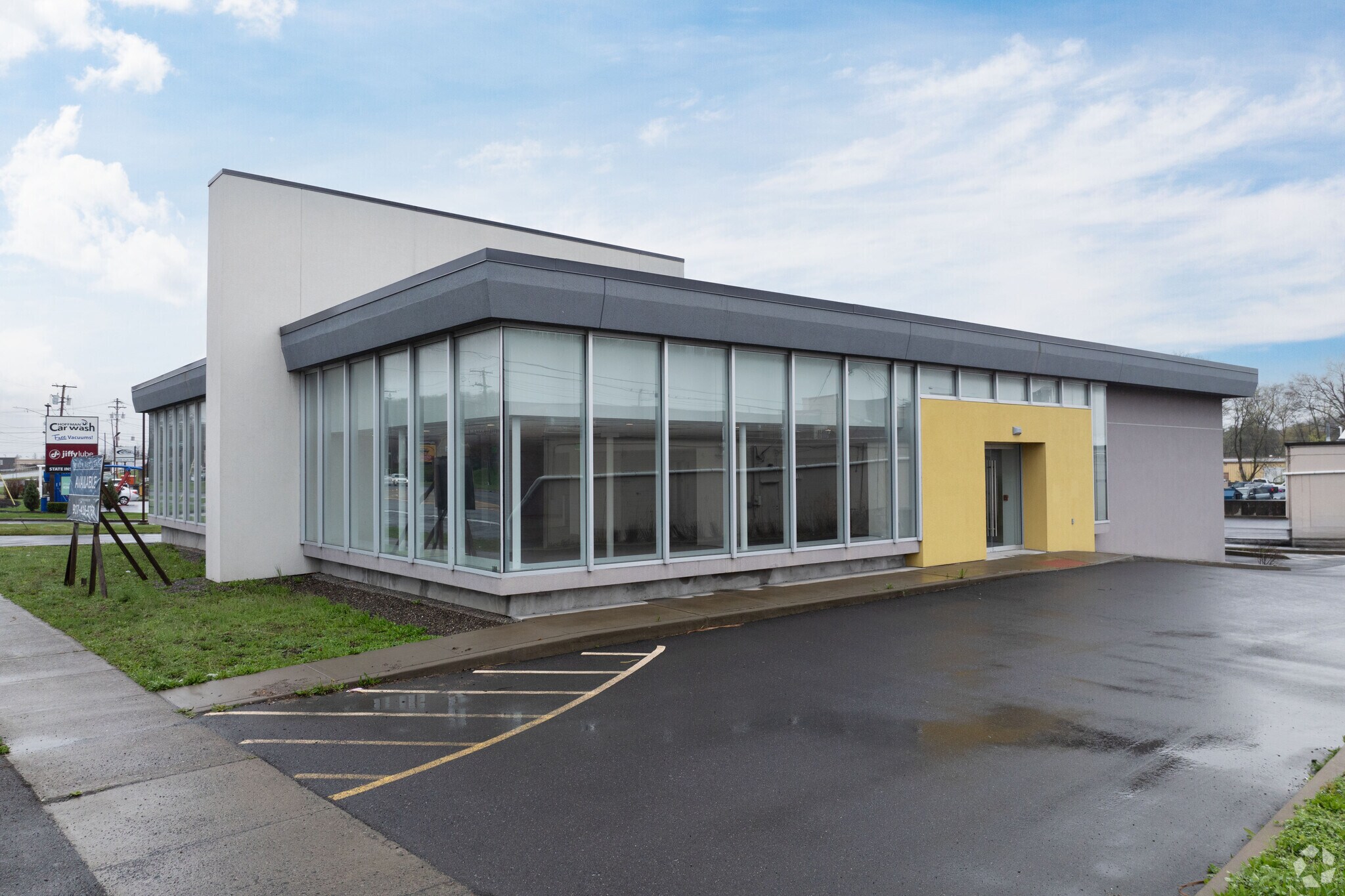 1099 Ulster Ave Kingston, NY 12401 Retail Property for Lease on