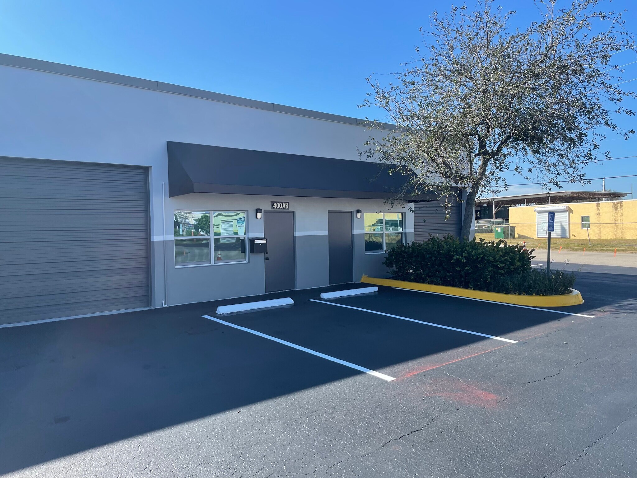 400650 NE 27th St Pompano Beach, FL 33064 Industrial Property for