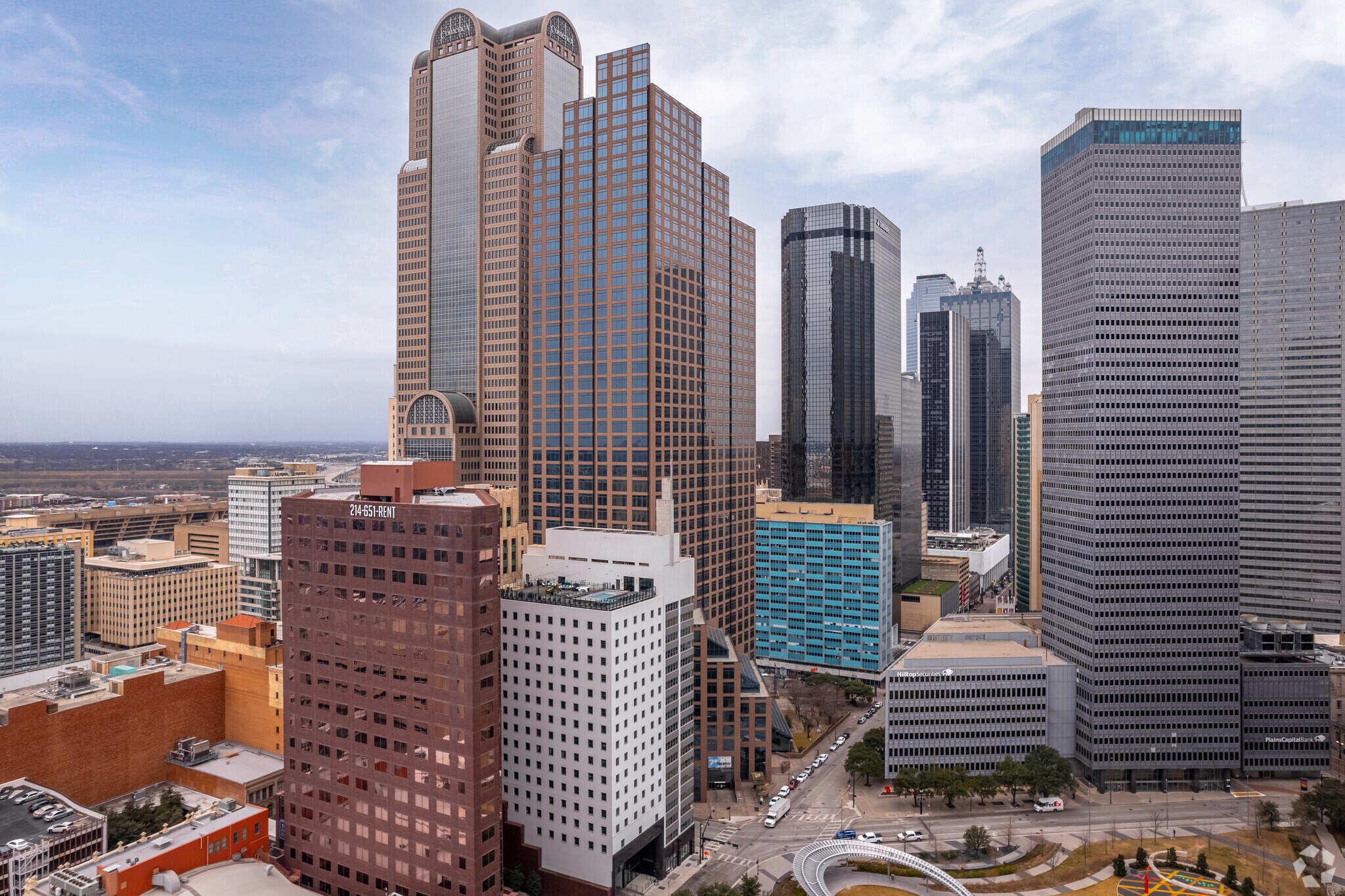 1700 Pacific Ave Dallas, TX 75201 Office Property for Lease on