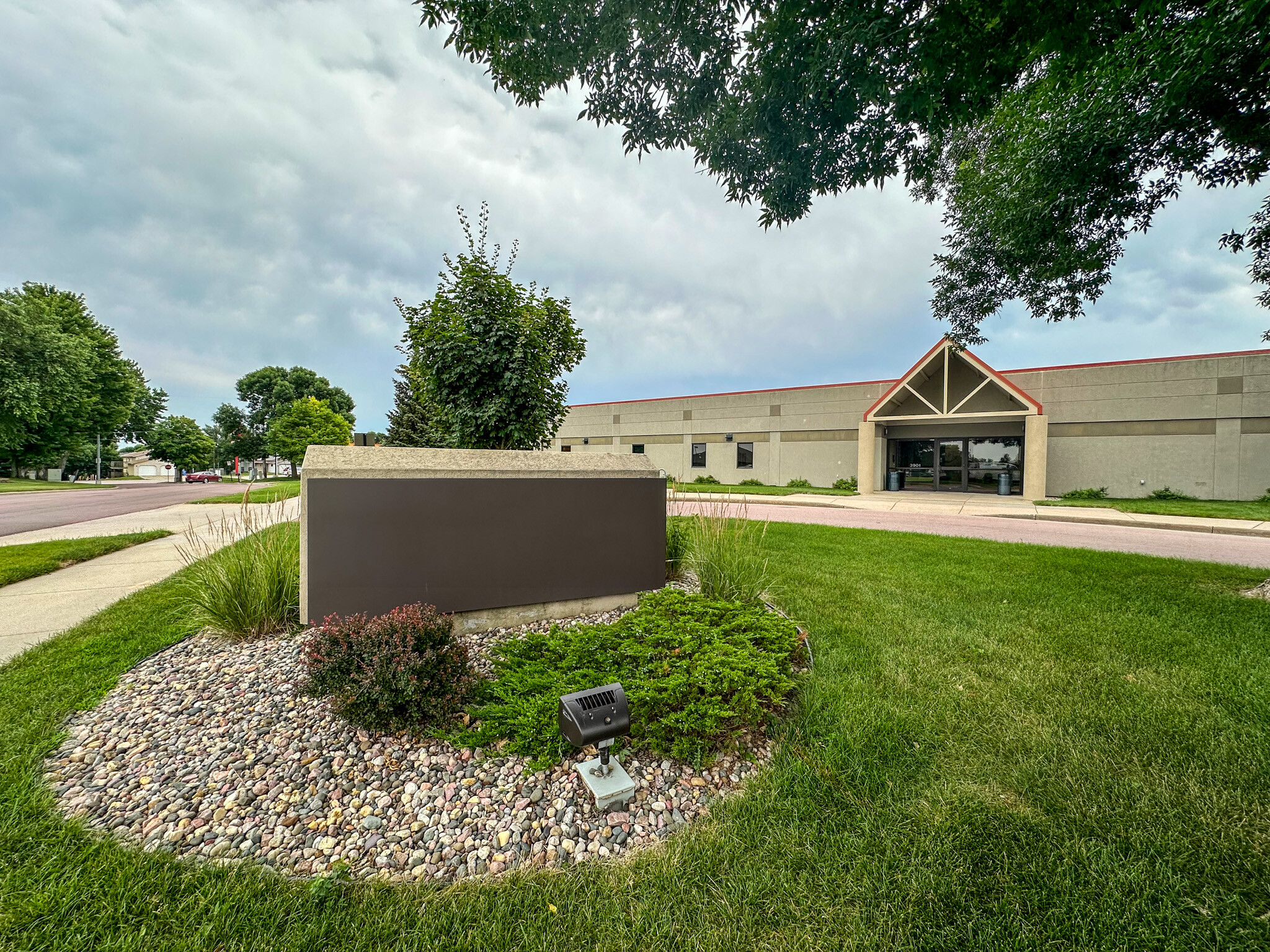 3901 W 53rd St, Sioux Falls, SD for Sale