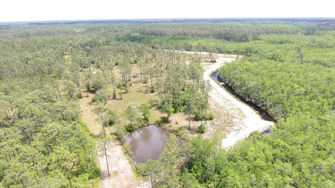7001 Greenfields Rd, Moss Point, MS for Sale