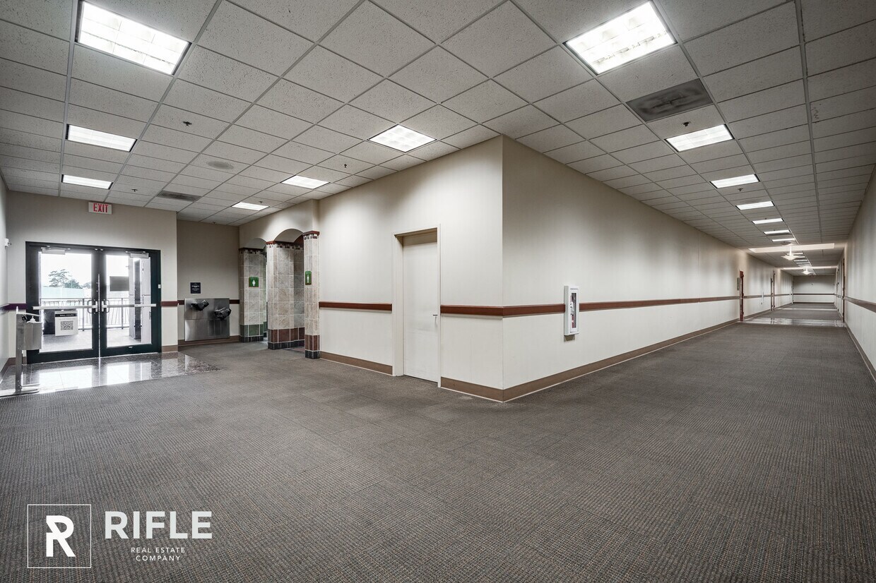 1201 Lake Woodlands Dr, The Woodlands, TX for Rent