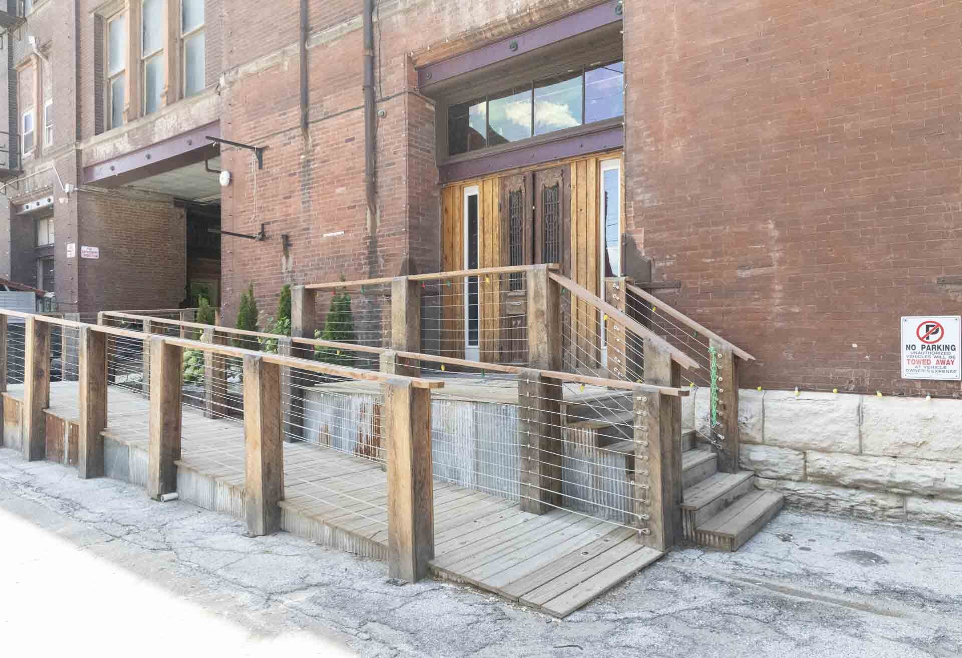 1401 W 13th St, Kansas City, MO for Rent