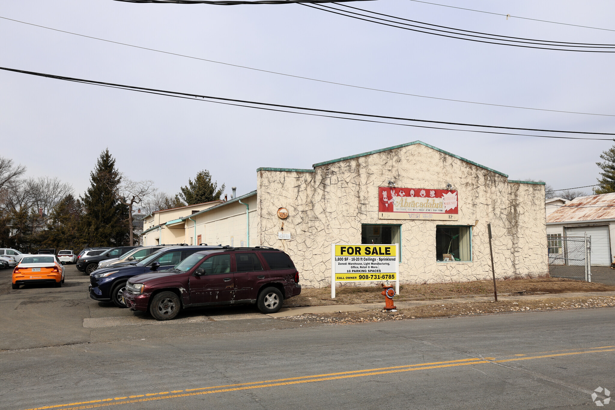 125 Lincoln Blvd, Middlesex, NJ for Sale