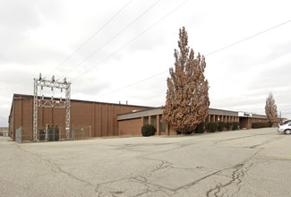 Toronto, ON Industrial - 266 Humberline Dr