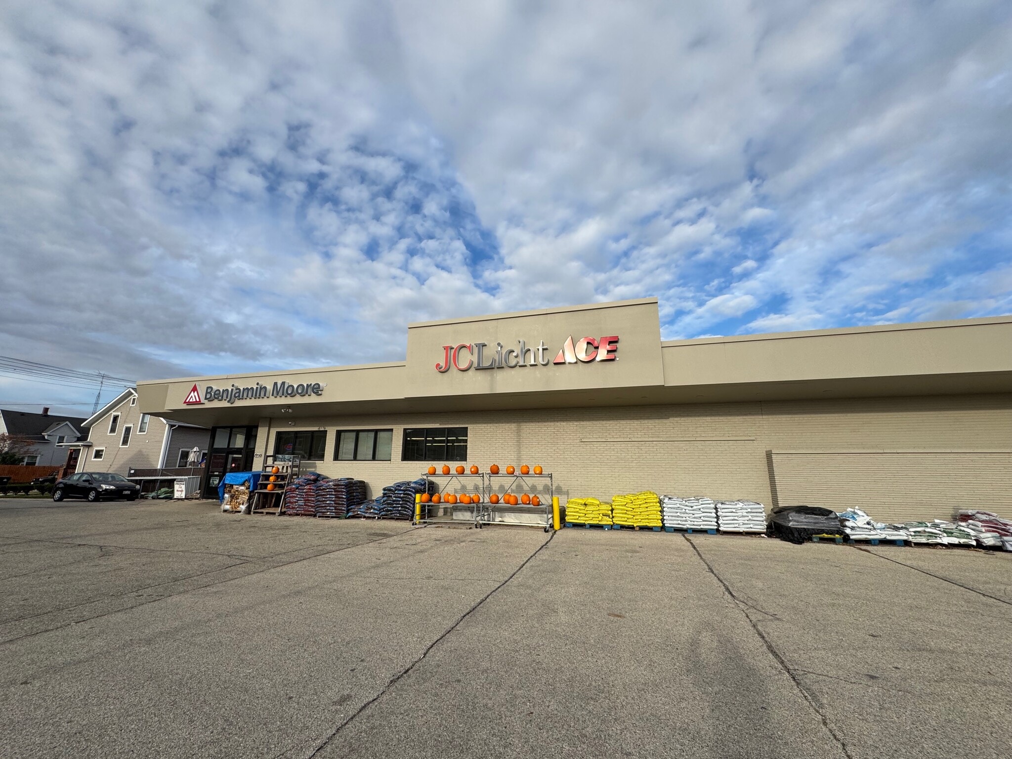 1950 Taylor Ave, Racine, WI for Sale