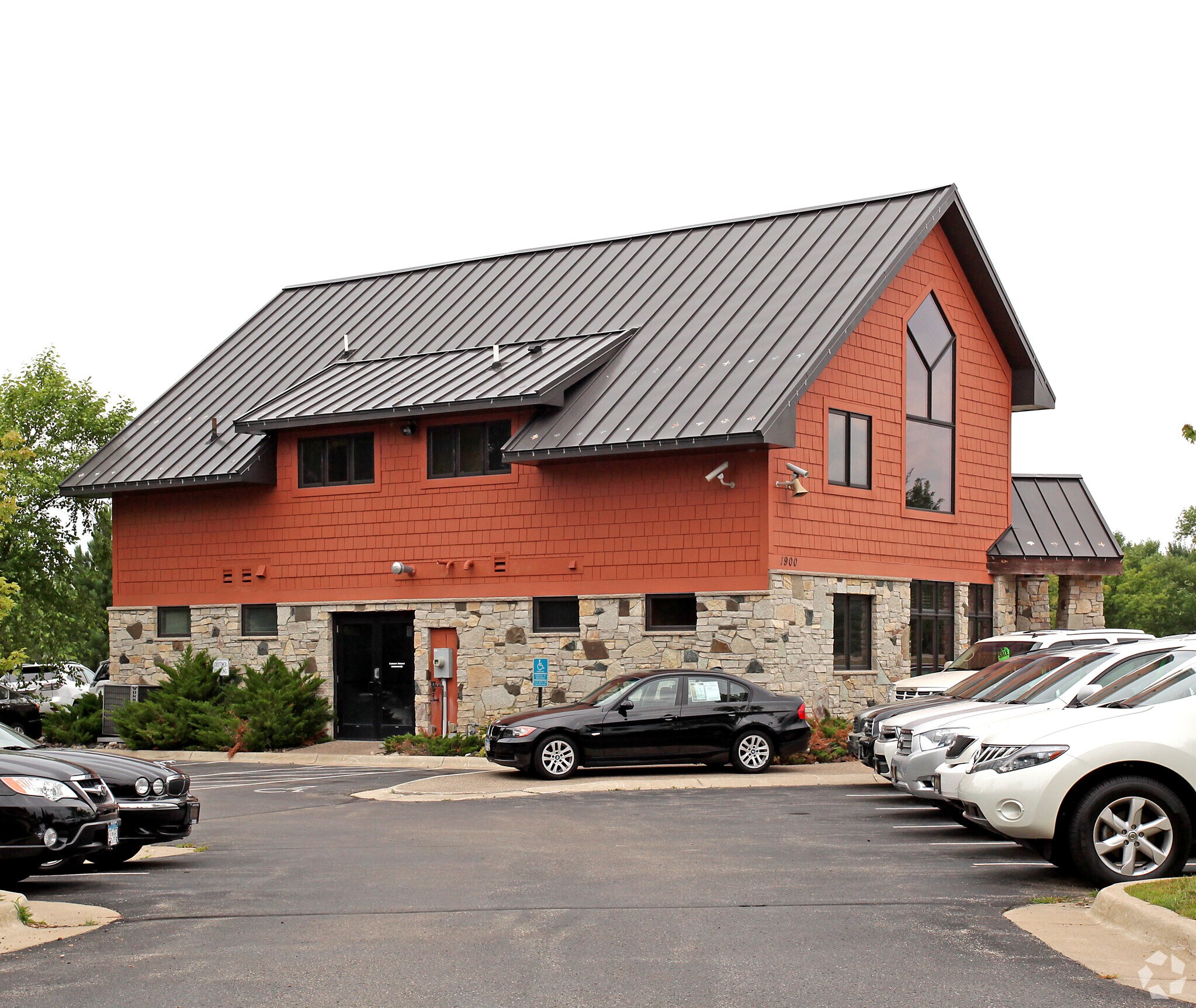 1900 80th St Victoria, MN 55386 Retail Property for Sale on