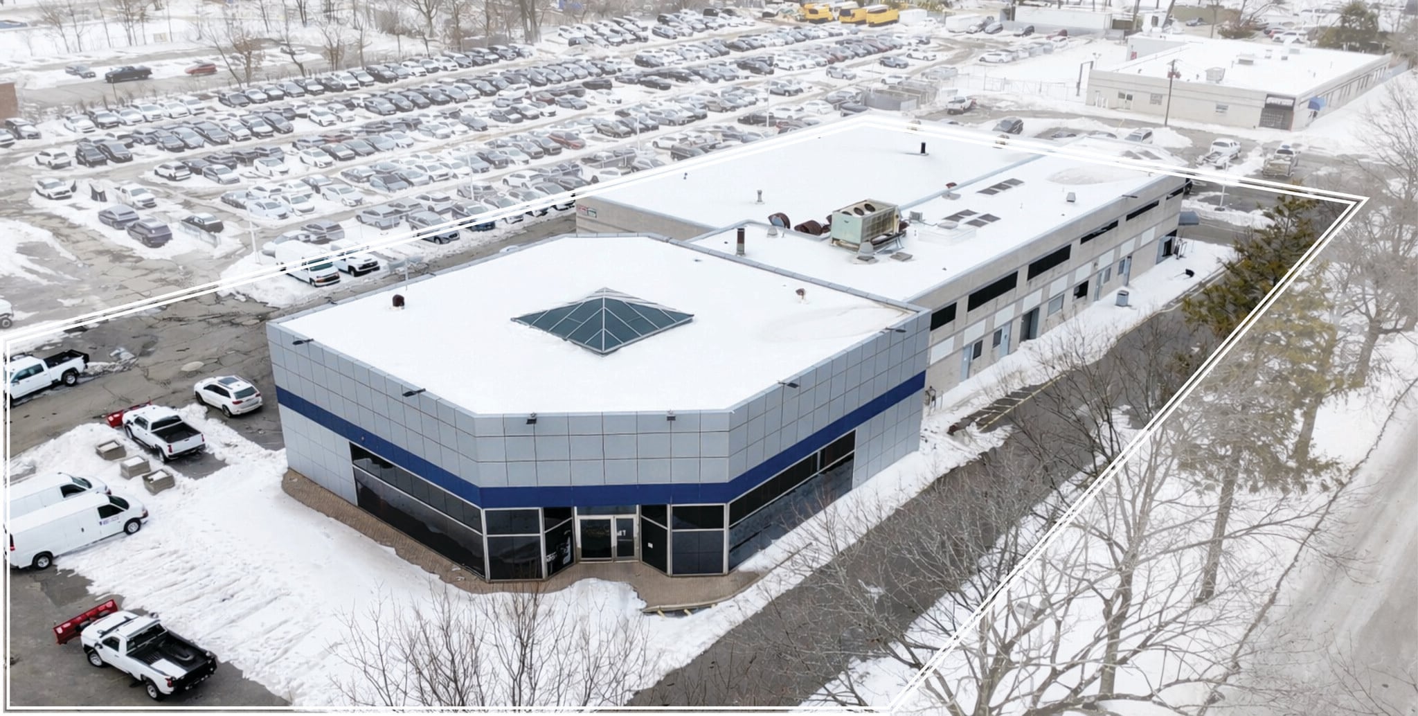 535 Middle Country Rd, Saint James, NY for Sale