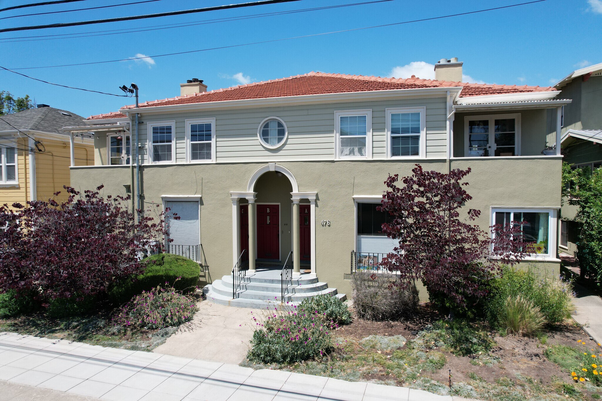 476 42nd St, Oakland, CA for Sale