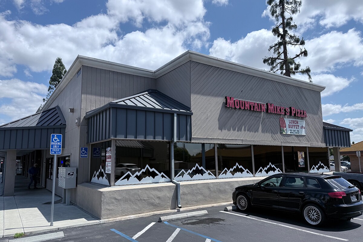1055 E Herndon Ave, Fresno, CA for Rent