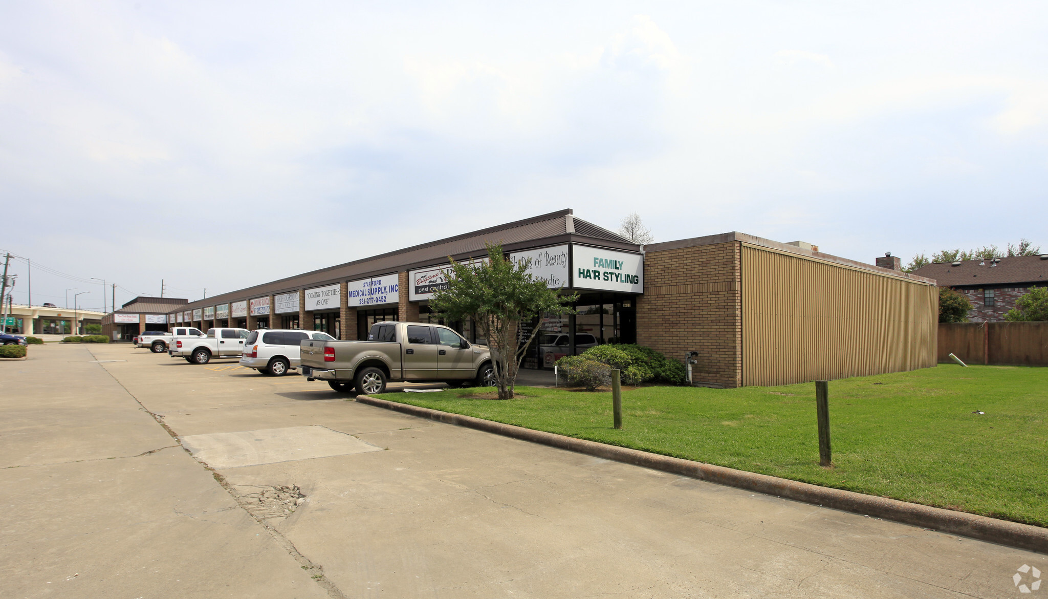 4611-4711 S Main St, Stafford, TX for Rent