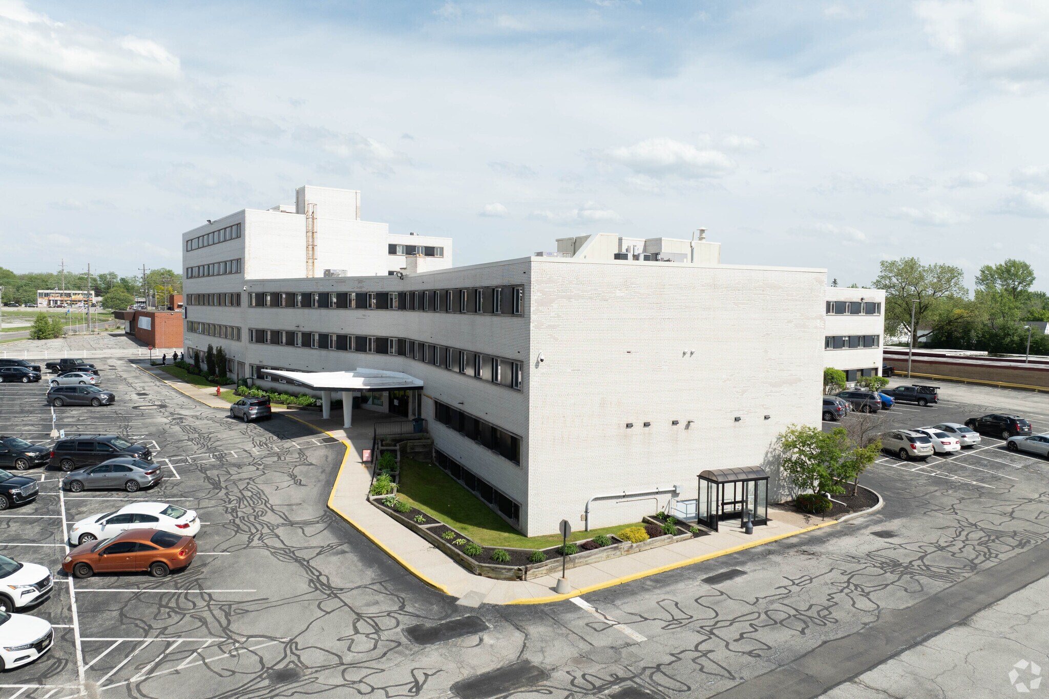 21100 Southgate Park Blvd, Maple Heights, OH for Rent