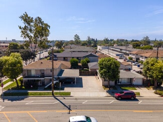 Los Alamitos, CA Apartments - 10861 Walnut St