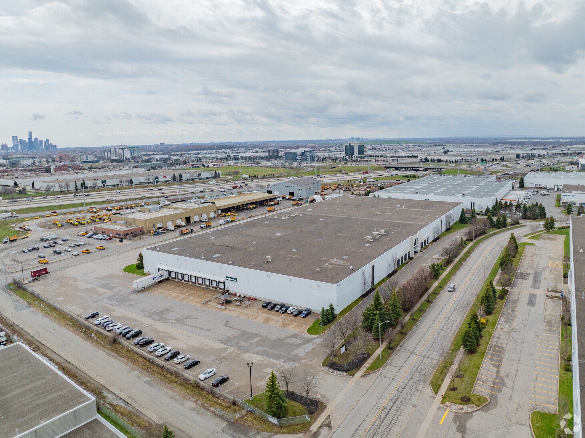 6170 Edwards Blvd, Mississauga, ON for Rent