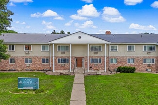 Waterloo, IA Apartments - 765-791 Russell Rd