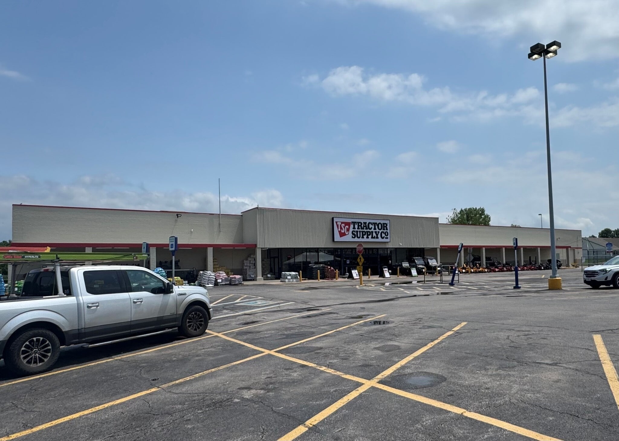 1920 Main St, Boonville, MO for Sale