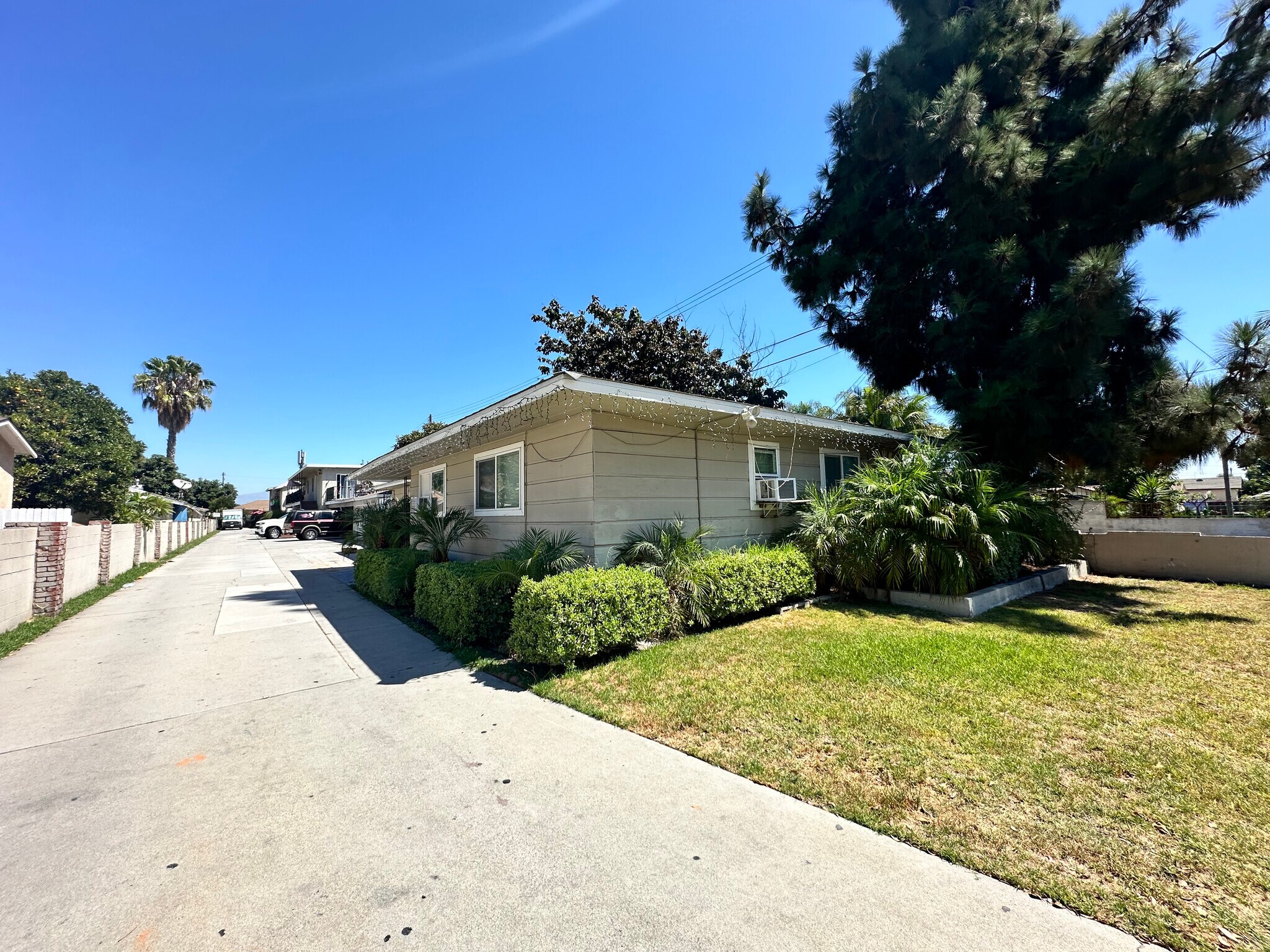 4739 Live Oak, Cudahy, CA for Sale