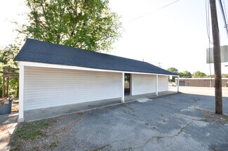 Winston-Salem, NC Retail - 805 Akron Dr