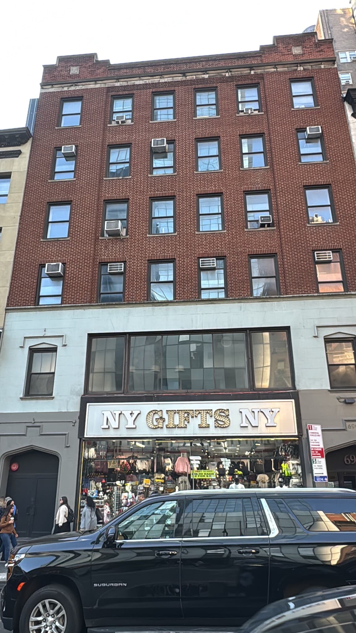 690-692 Eighth Ave, New York, NY for Rent