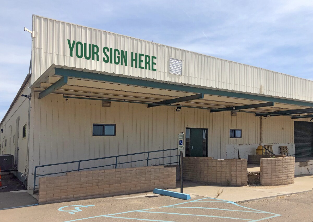 215 Rossmoor Rd SW, Albuquerque, NM for Rent