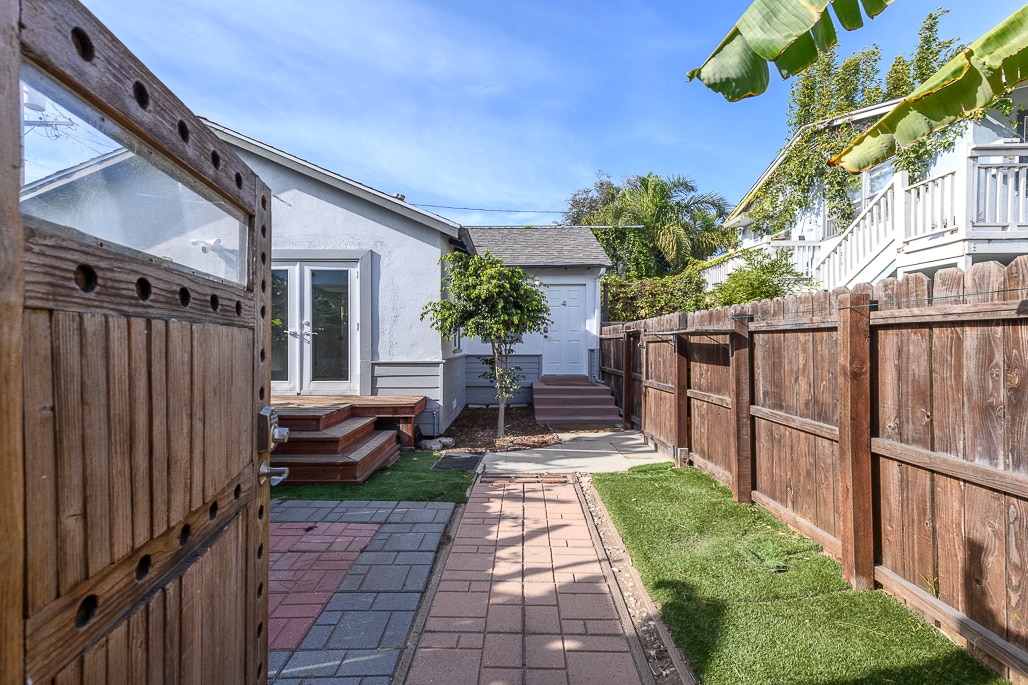 1824 10th St, Santa Monica, CA for Sale