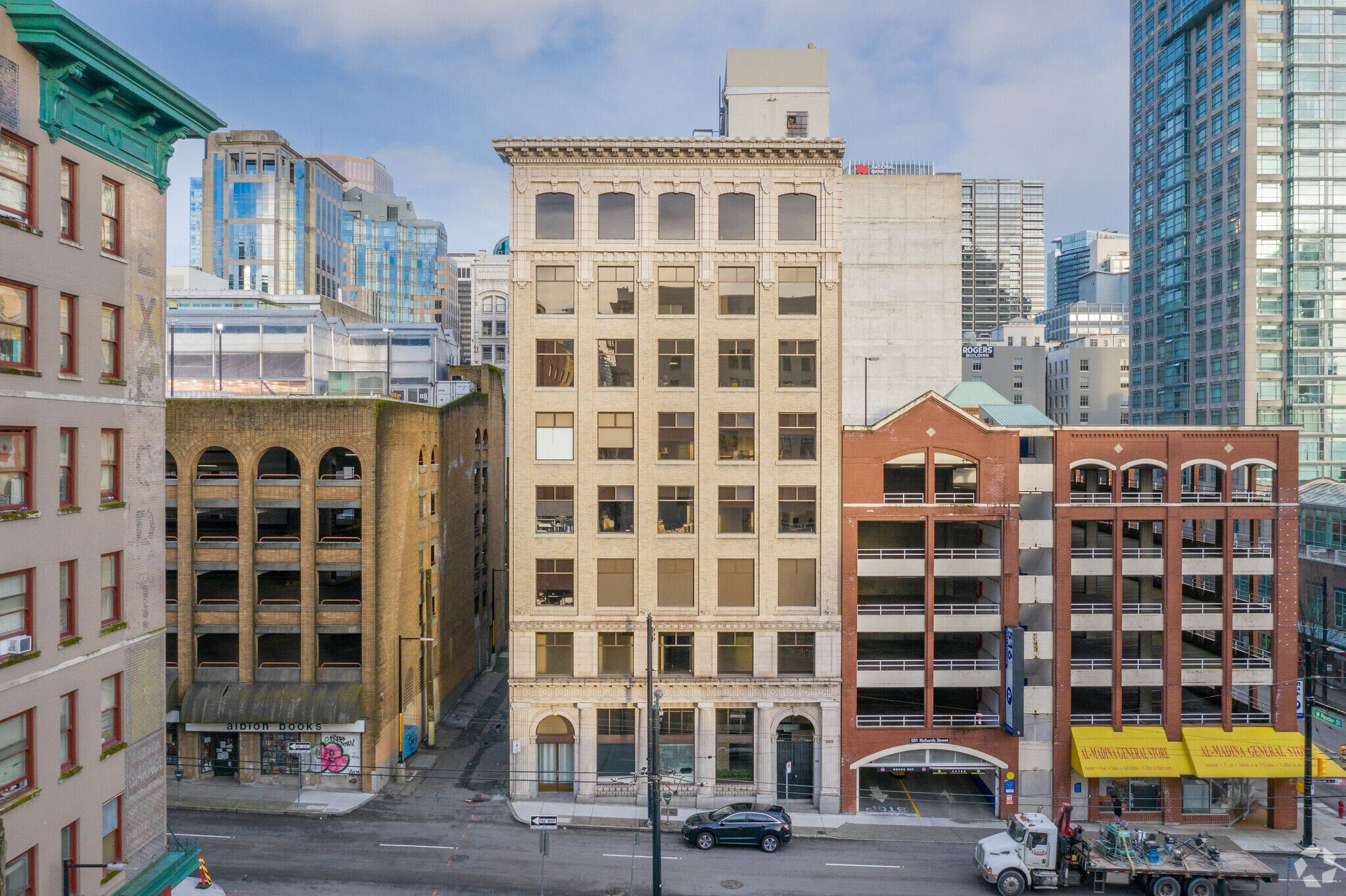 509 Richards St, Vancouver, BC for Rent