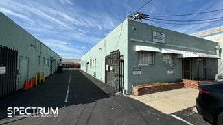 Van Nuys, CA Flex - 7621 Hayvenhurst Ave