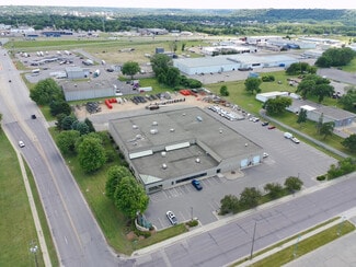 Mankato, MN Warehouse - 2730 3rd Ave Mankato, MN Warehouse - 2730 3rd Ave