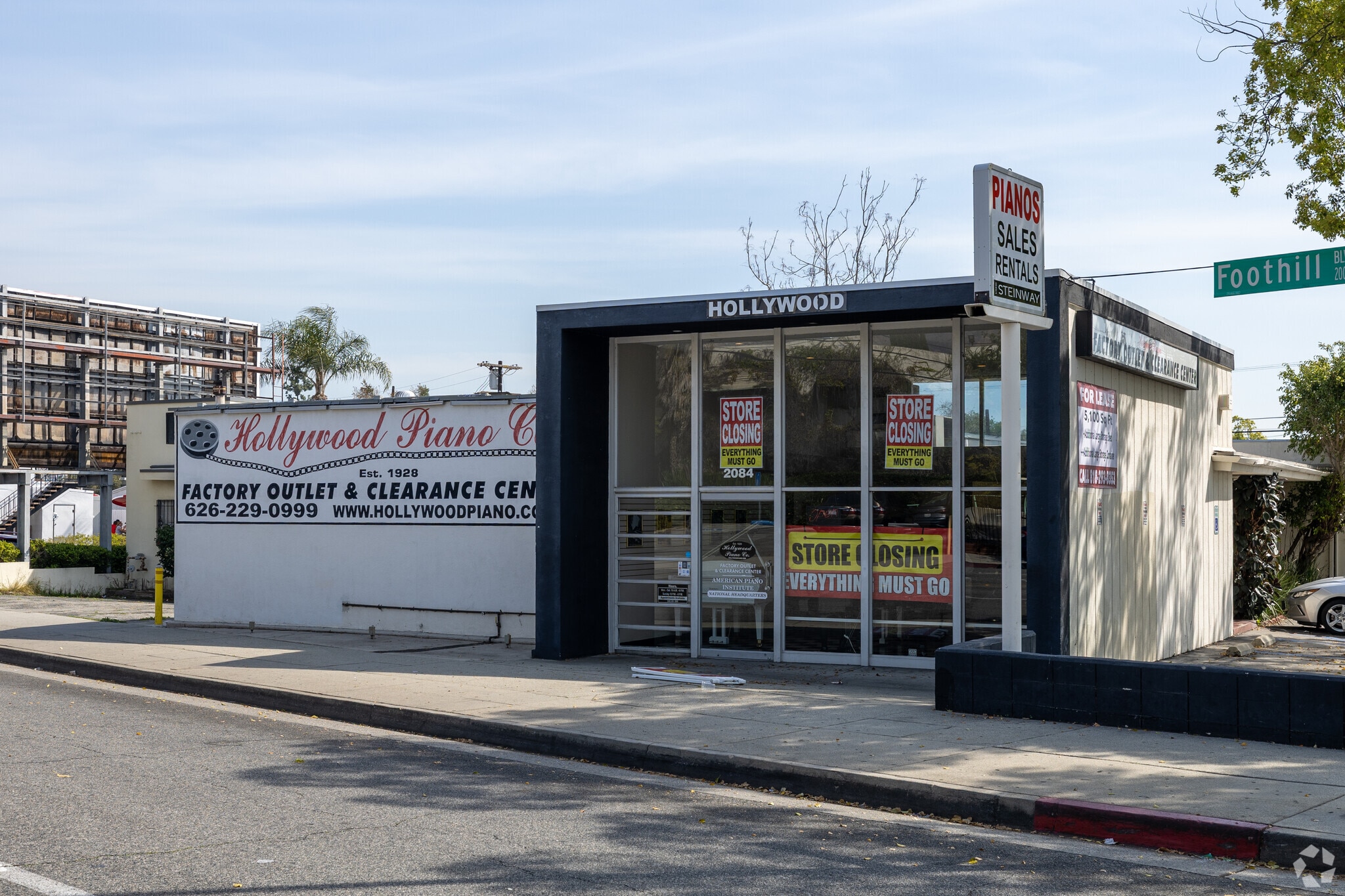 2084 E Foothill Blvd, Pasadena, CA for Rent