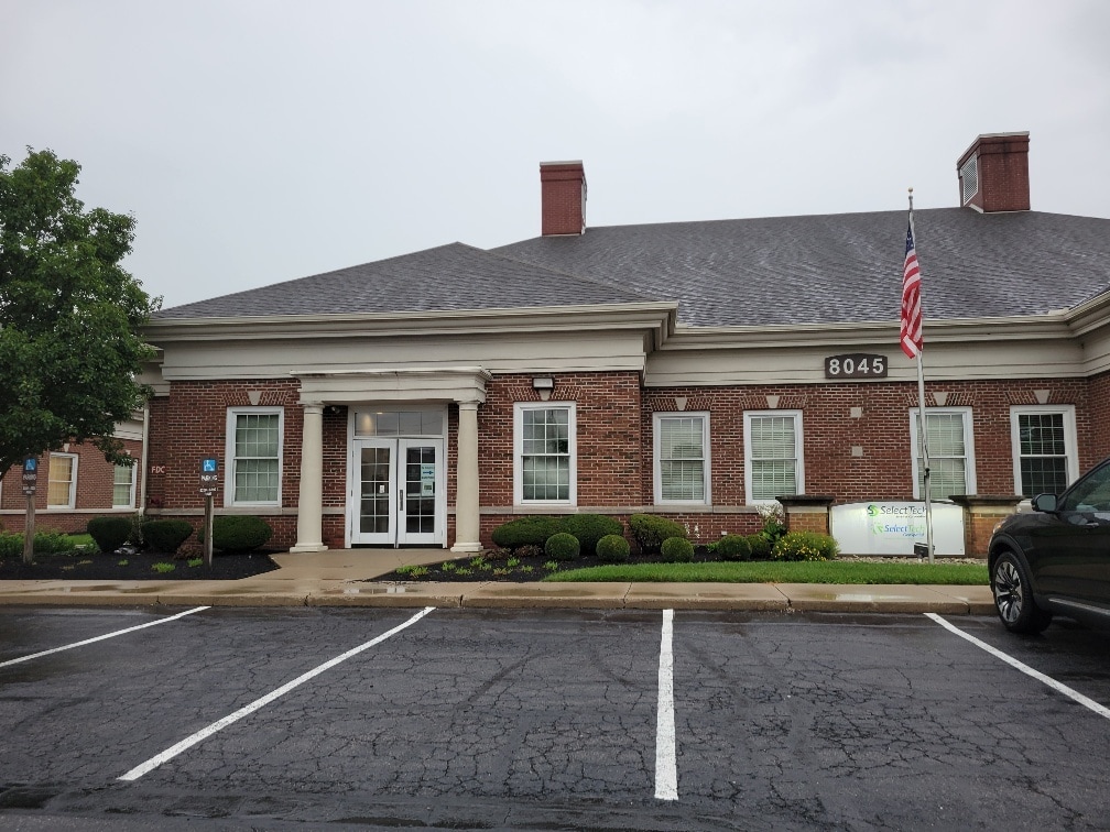 8045 Washington Village Dr, Dayton, OH for Rent