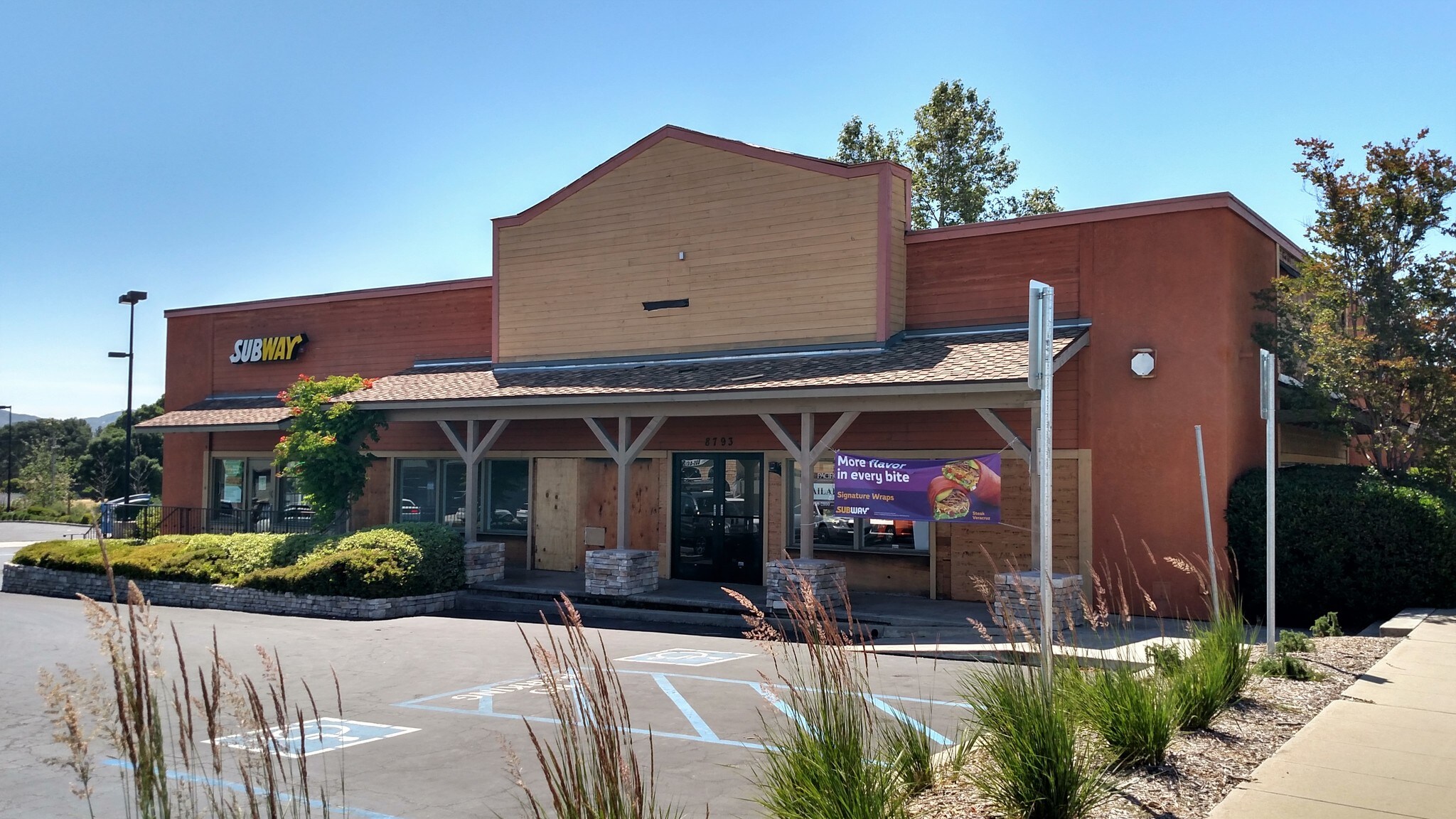 86158793 El Camino Real Atascadero, CA 93422 Shopping Center