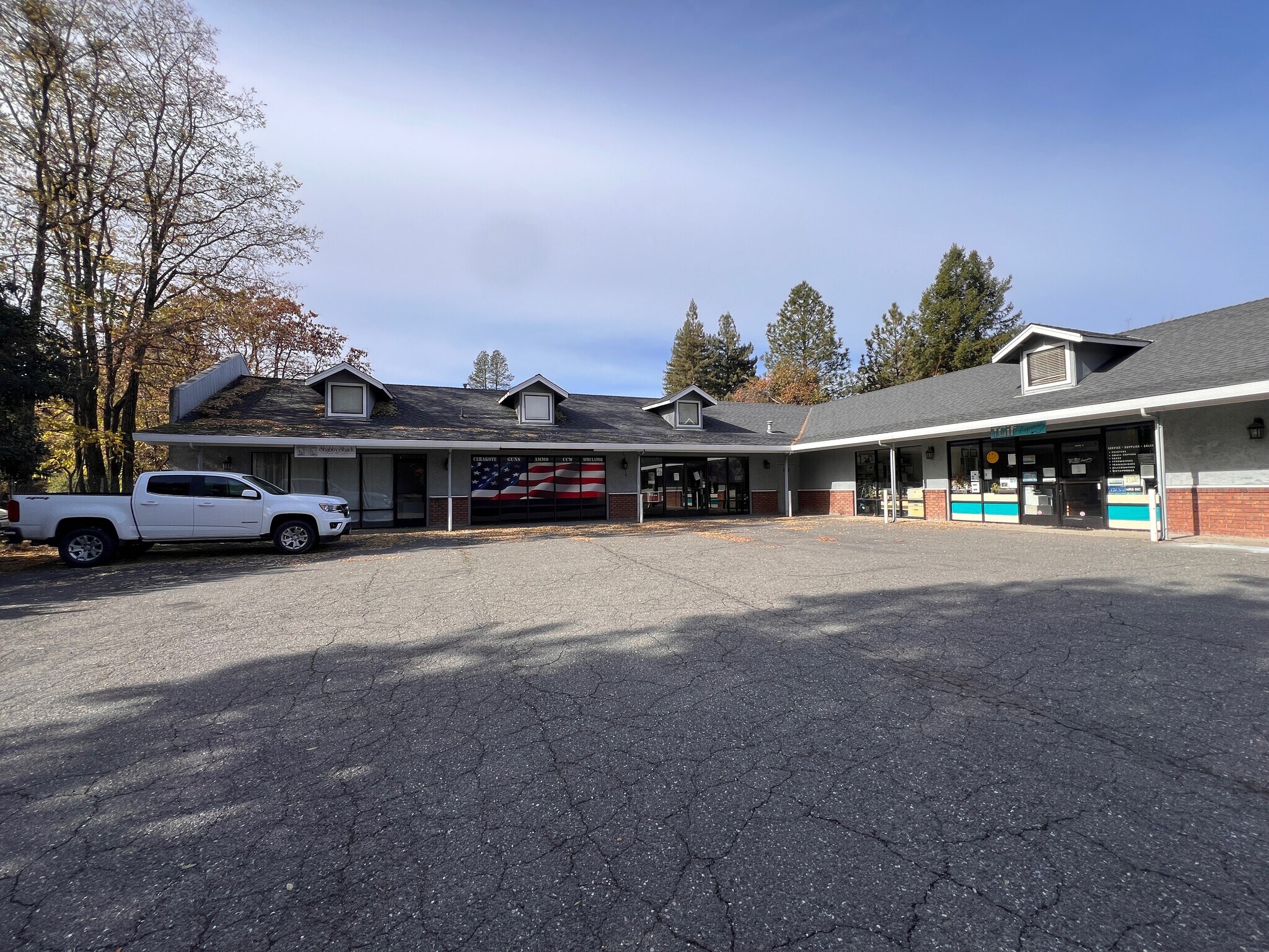 1040 N State St, Ukiah, CA for Sale