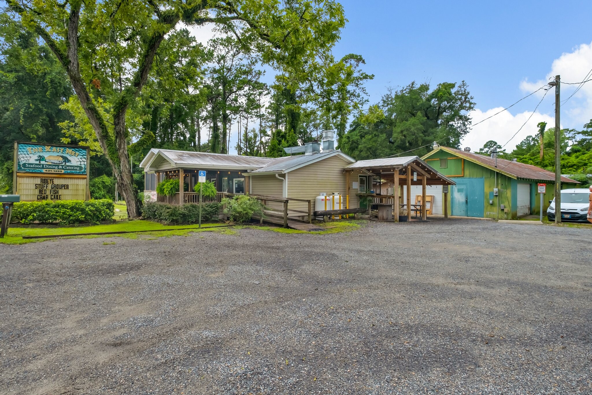 892 Woodville Hwy, Crawfordville, FL for Sale