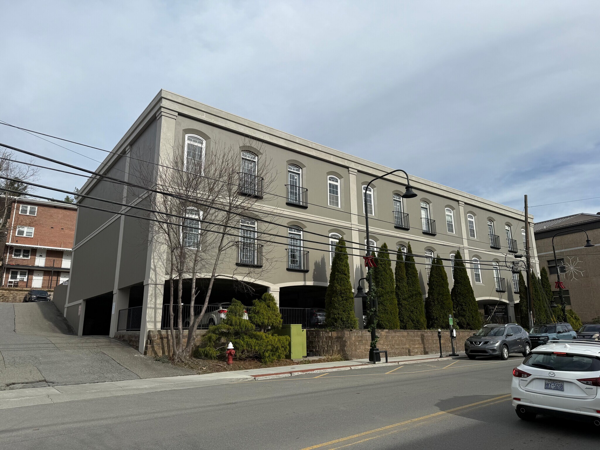 870 W King St, Boone, NC for Rent