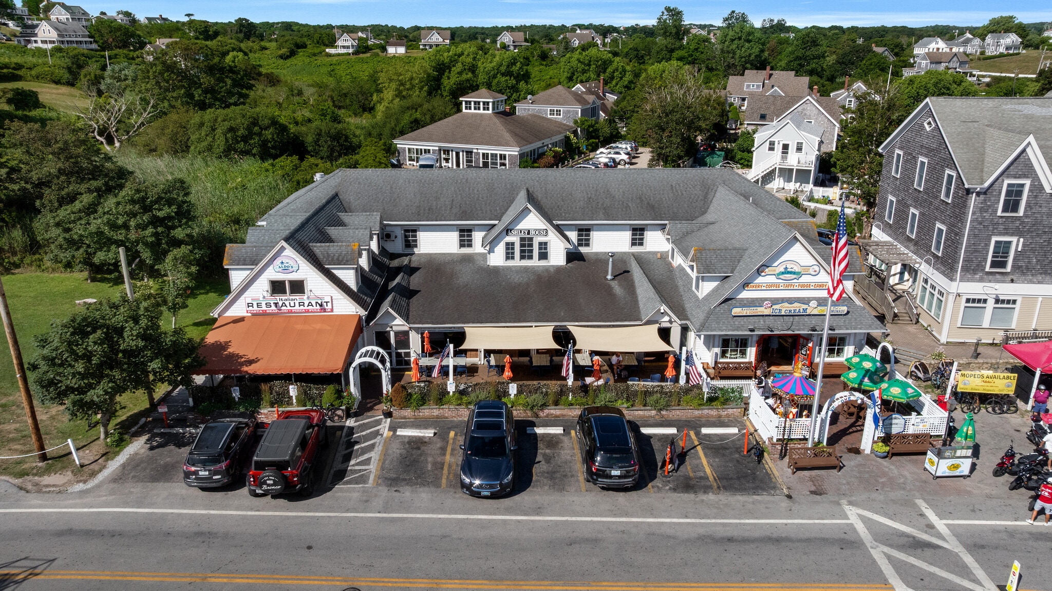 130 Chapel St, New Shoreham, RI for Sale