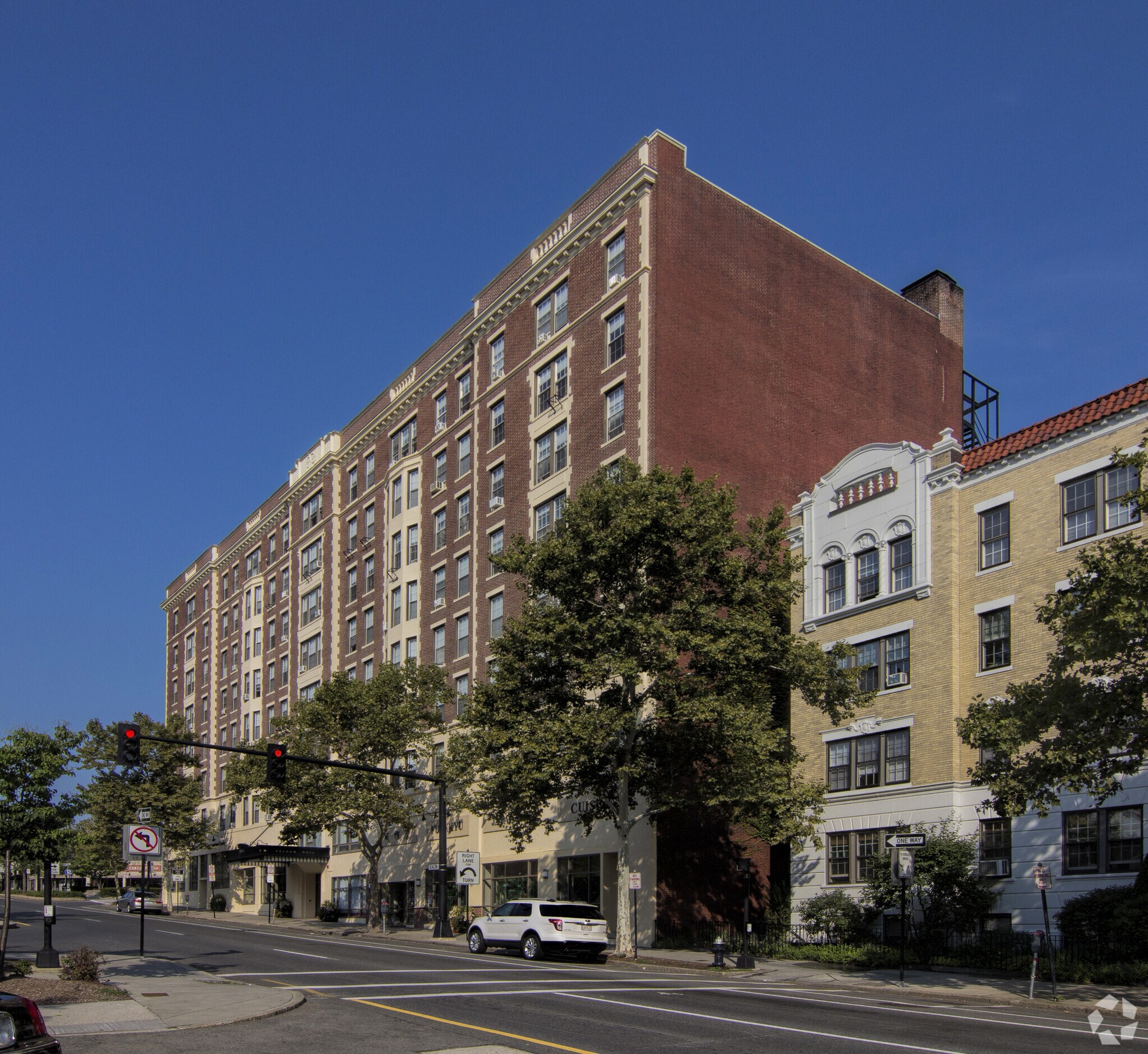 1284 Beacon St, Brookline, MA for Rent